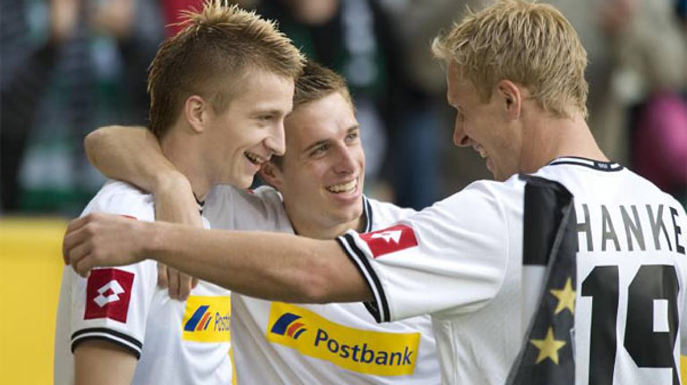Drei Gladbacher, die im Moment gut lachen haben: Marco Reus (li.), Patrick Herrmann (mi.) und Mike Hanke.