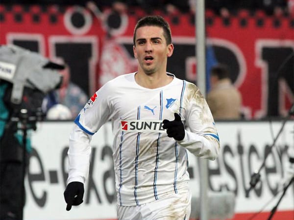 Vedad Ibisevic wechselt von der TSG 1899 Hoffenheim zum VfB Stuttgart. Bei den Schwaben erhält der Angreifer, der in 116 Bundesligaspielen 49 Tore erzielte, einen Vertag bis 2016 und erhält die Trikot-Nummer 9.