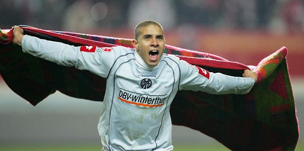 Und auf ein Neues: Mohamed Zidan heuert zum dritten Mal in seiner Karriere bei Mainz 05 an. Der Publikumsliebling saß bei Borussia Dortmund zuletzt nur auf der Bank.