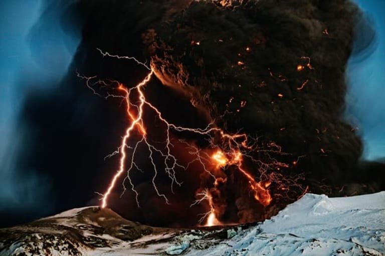 Abgesehen von den Beeinträchtigungen des Flugverkehrs lieferte der Ausbruch des Eyjafjallajökull ein sensationelles Naturschauspiel.