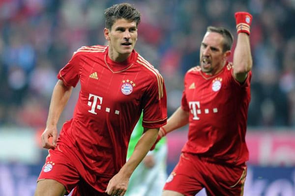 Die Bayern-Profis Mario Gomez (li.) und Franck Ribéry sind international heiß begehrt.