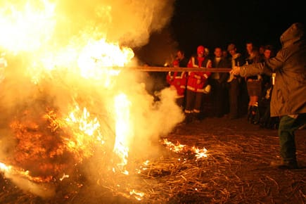 Feuriger Spaß an Ostern