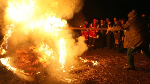 Feuriger Spaß an Ostern