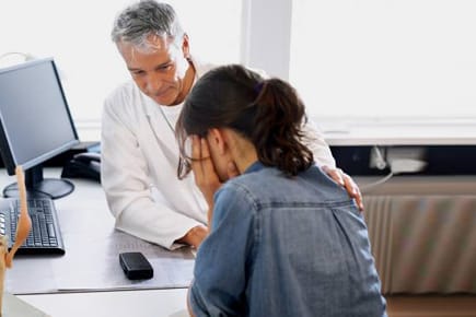 Viele Frauen können sich nicht vorstellen ein behindertes Kind zur Welt zu bringen und treiben ab.