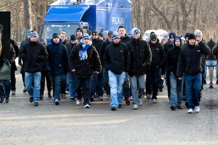 Michael Skibbe (links) ist weg. Was der Hertha bleibt, ist eine aufgebrachte Fan-Gemeinde.