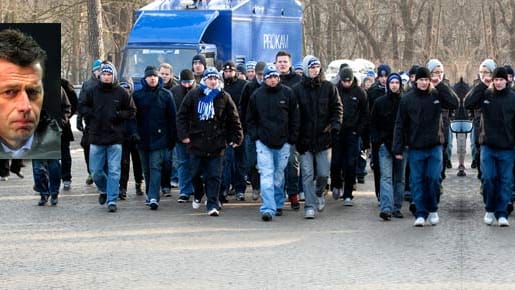 Michael Skibbe (links) ist weg. Was der Hertha bleibt, ist eine aufgebrachte Fan-Gemeinde.