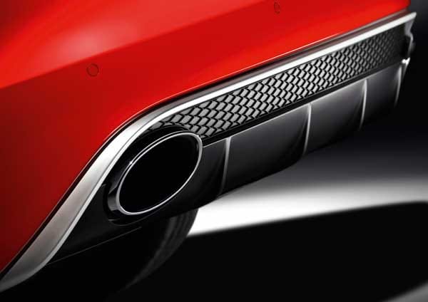 Der Sound der Abgasanlage lässt sich per Audi drive select variieren - im dynamic-Programm untermalen effektvolle Zwischengas-Stöße das Herunterschalten.
