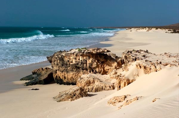 Unberührte Weite: Der Strand von Varandinha zählt zu den schönsten Stränden der Atlantikinsel Boa Vista.