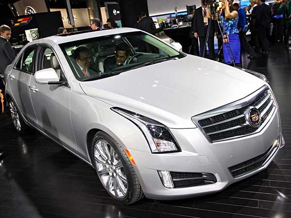 Cadillac stellt sein neues Oberklasse-Modell ATS in Genf vor. Mit einem Leergewicht unter 1545 Kilogramm ist der ATS ein scharfer Konkurrent für 5er-BMW, E-Klasse und Audi A6.