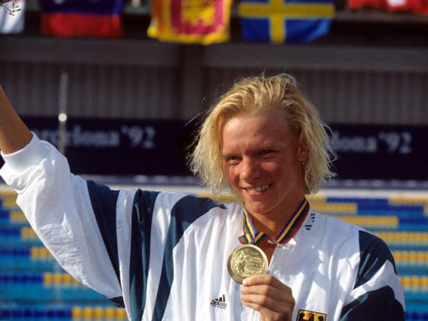 Ein goldenes Lächeln in Barcelona: Dagmar Hase holte sich bei den Olympischen Spielen 1992 über 400 Meter Freistil die begehrte Medaille.