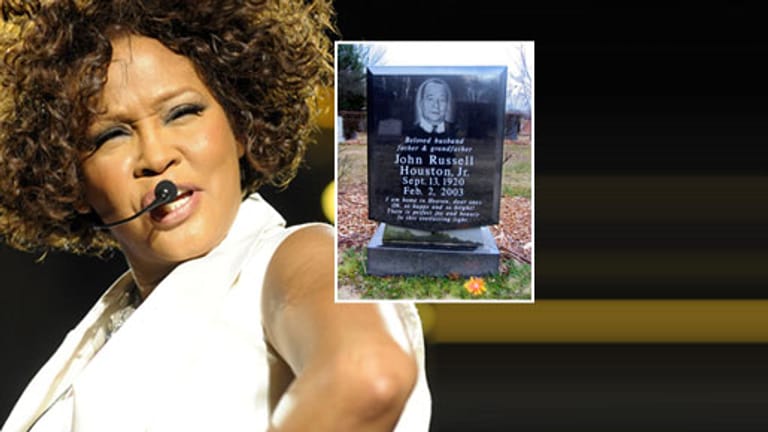 Die Soul-Diva Whitney Houston wird am Samstag neben ihrem Vater beigesetzt.