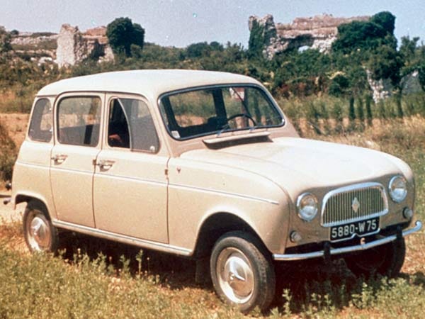 Dritter Platz für den Renault R4: Von 1961 bis 1992 gebaut, erreichte der kleine Franzose immerhin über acht Millionen Käufer.