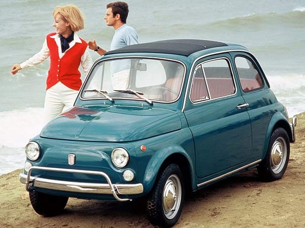 Die Knutschkugel auf Platz sechs: Der Fiat 500 (1957 - 1975) verkaufte sich 3,7 Millionen mal.