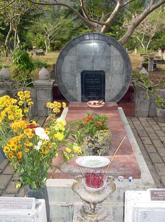 Das Grab von Vo Thi Sau ist ein Pilgerort auf der vietnamesischen Insel Con Dao.