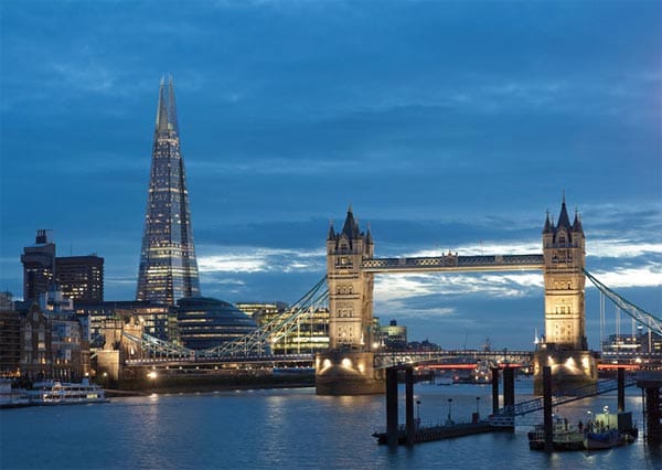 London ist für seine historischen Gebäude bekannt. Nun stehen sie im Kontrast zu dem neuen Glasbau.
