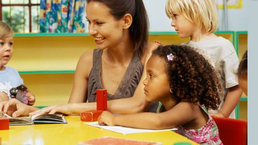 Entwickeln sich zweisprachig erzogene Kinder anders?