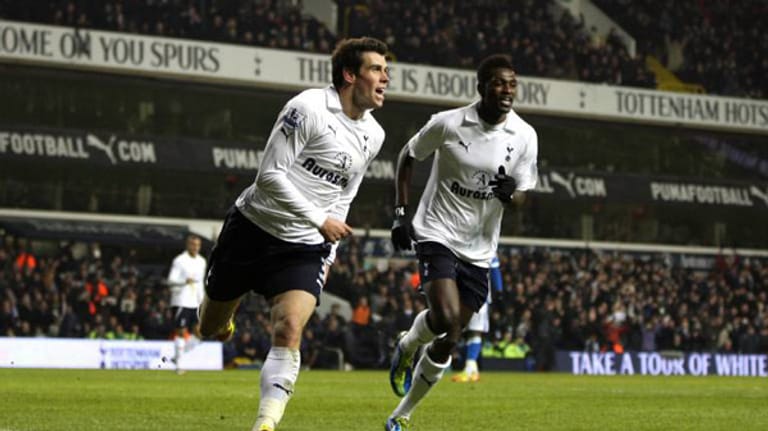 Gareth Bale (li.) und Emmanuel Adebayor, zwei Tor-Garanten bei Tottenham Hotspur.
