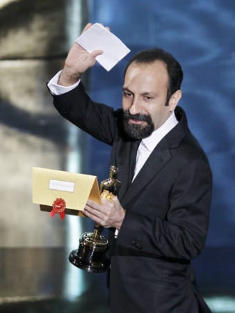 Über den Oscar für den „Besten fremdsprachigen Film“ darf sich der iranische Regisseur Asghar Farhadi freuen. Die Familientragödie "Nader und Simin - Eine Trennung" gewann bereits im Vorfeld einige Auszeichnungen, unter anderem den Goldenen Bären und den Golden Globe.