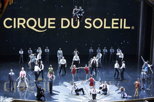 Das Ensemble des Cirque du Soleil legte sich richtig ins Zeug und bot dem Publikum eine atemberaubende Show.