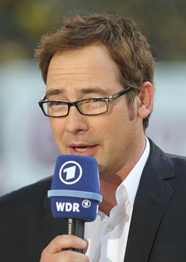 Lange war Matthias Opdenhövel bei ProSieben unter Vertrag und moderierte dort unter anderem "Schlag den Raab". Im Juli 2011 kündigte er die Zusammenarbeit und verstärkt seitdem das Moderatorenteam der ARD-Sportschau.