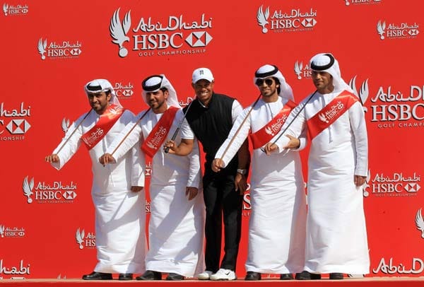 Auch Golf-Profis kommen gerne nach Abu Dhabi. Am hoch dotierten Abu Dhabi HSBC Golf Championship waren unter anderem Tiger Woods, der nordirische Superstar Rory McIlroy und der deutsche Nachwuchs-Star Martin Kaymer am Start. Auch Golf-Profis kommen gerne nach Abu Dhabi. Am hoch dotierten Abu Dhabi HSBC Golf Championship waren unter anderem Tiger Woods, der nordirische Superstar Rory McIlroy und der deutsche Nachwuchs-Star Martin Kaymer am Start.