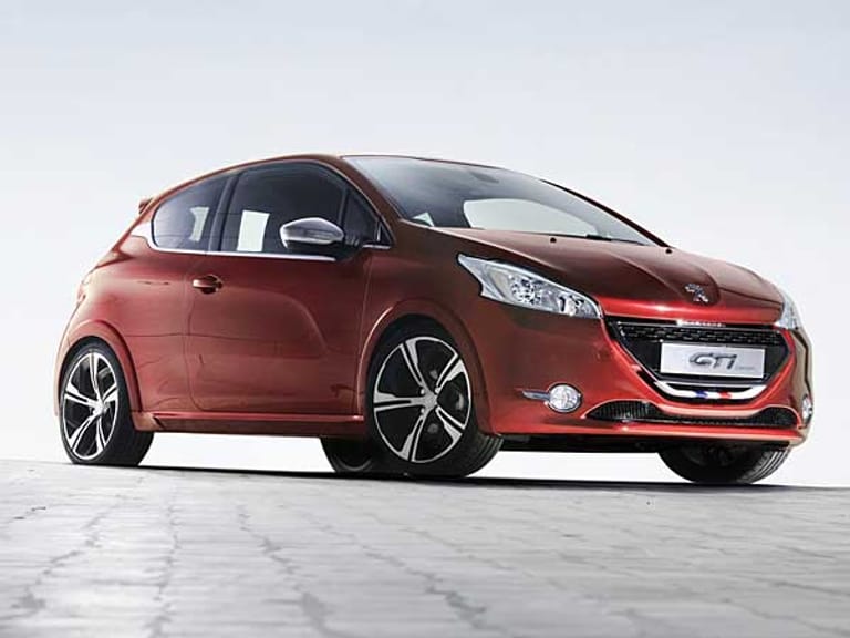 Peugeot will in Zukunft wieder mitmischen: Auf der Messe steht der 208 GTI mit 200 PS.