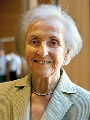 Die 85-jährige Johanna Quandt kommt auf der "Forbes"-Liste auf Platz 88. Die Witwe des deutschen Industriellen Herbert Quandt und Mutter von Susanne Klatten verfügt über ein Vermögen von zehn Milliarden Dollar.