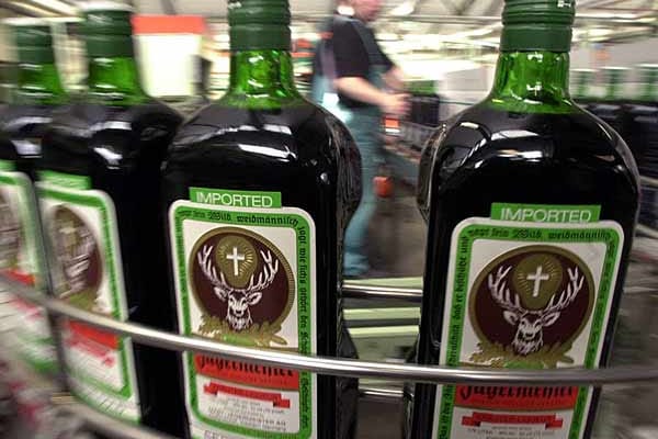 Traditionslikör aus 56 Kräutern: Jägermeister