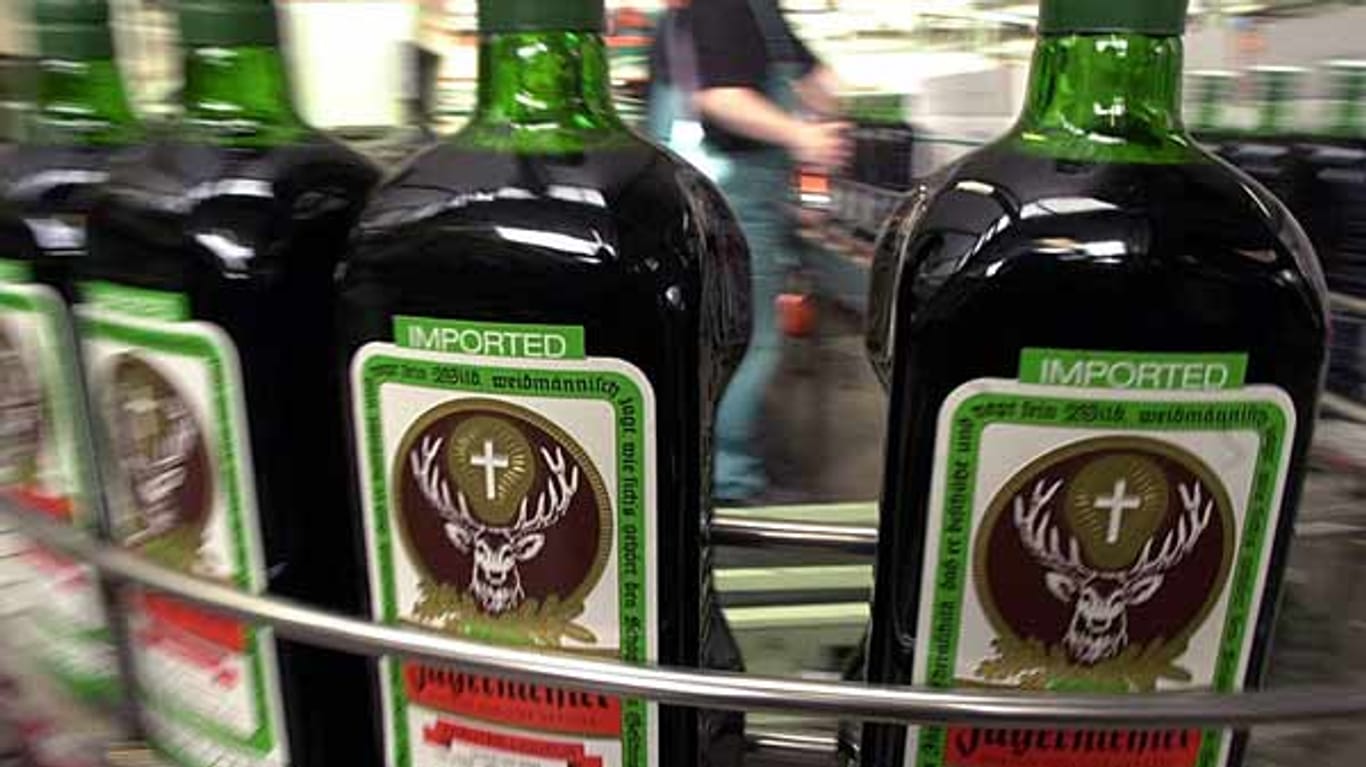 Traditionslikör aus 56 Kräutern: Jägermeister