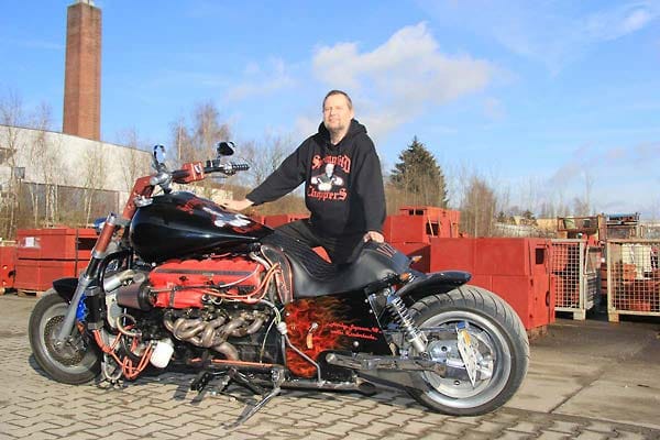 Frank Ohle möchte sein Motorrad nun loswerden. Gut 70.000 Euro verspricht er sich durch einen Verkauf.