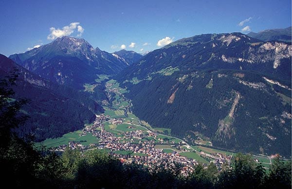 Vom 15. bis 17. Juni findet das große Jubiläumsfest 20 Jahre Marc Pircher in der sagenhaften Bergkulisse von Mayrhofen statt.