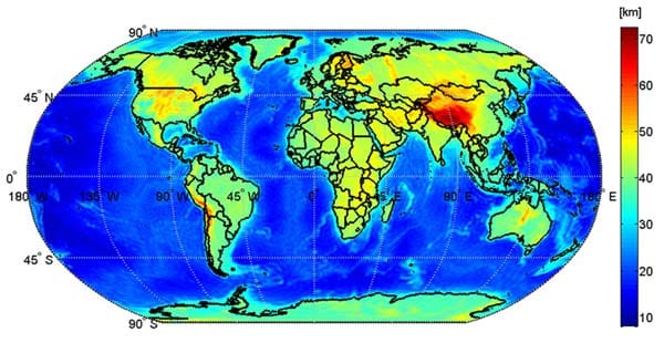 Dicke der Erdkruste: Unterschiede der Schwerkraft offenbaren, wie tief die oberste Hülle des Planeten reicht. Die Daten stammen vom Esa-Satelliten "Goce". Dicke der Erdkruste: Unterschiede der Schwerkraft offenbaren, wie tief die oberste Hülle des Planeten reicht. Die Daten stammen vom Esa-Satelliten "Goce".