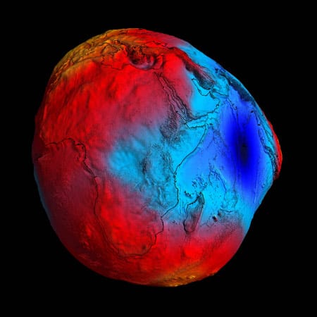 Seitdem vermisst der Satellit das Schwerefeld der Erde mit bisher unerreichter Genauigkeit. Seitdem vermisst der Satellit das Schwerefeld der Erde mit bisher unerreichter Genauigkeit.