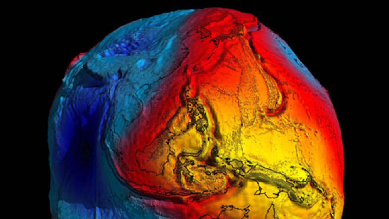Eine genaue Karte des Schwerefeldes - ein Geoid - ist wichtig für eine genaue Vermessung der Welt und der Ozeane. An den Polen ist die Erde durch die Rotation leicht abgeflacht. Doch Gebirge wie der Himalaya sowie unterschiedliche Massen im Inneren der Erde wirken auf das Schwerefeld der Erde und der Ozeane.