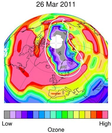 Gefahr über der Nordhalbkugel: Im Frühjahr 2011 sprachen Forscher erstmals auch im Norden von einem Ozonloch...