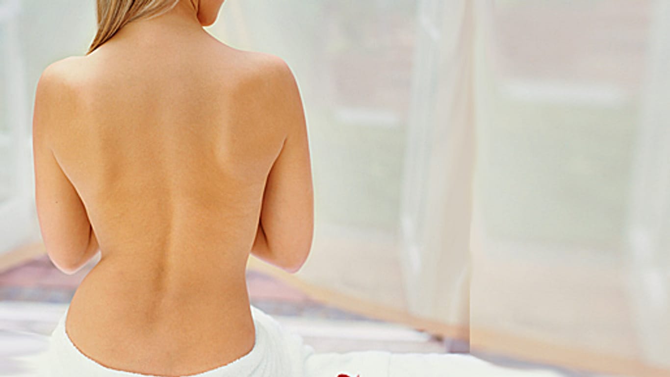 Nicht nur eine schiefe Körperhaltung schadet der Rückengesundheit.