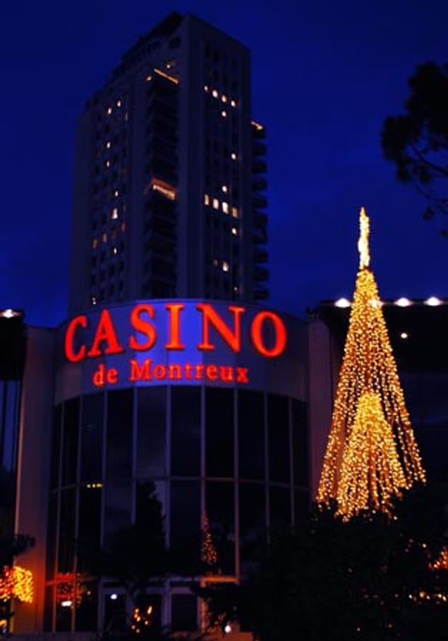 Erst vor rund zehn Jahren fiel in der Schweiz das Glücksspielverbot aus den 1920er Jahren. Jetzt haben die Schweizer die größte Spielbank-Dichte Europas. Eine Perle ist das Casino Barrière de Montreux.