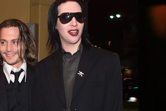 Johnny Depp und Marilyn Manson singen ein Duett.