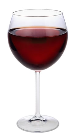 Grundsätzlich gilt: Ein universelles Rotweinglas ist immer voluminöser und weniger schlank als ein Weißweinglas, da Rotwein noch deutlicher im und mit dem Glas arbeitet. Üblicherweise sollten nie mehr als 100, allenfalls 150 ml in das Glas gefüllt werden.