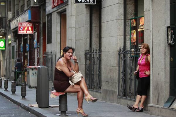 Die Straßenprostitution soll aus der katalanischen Stadt Barcelona verschwinden