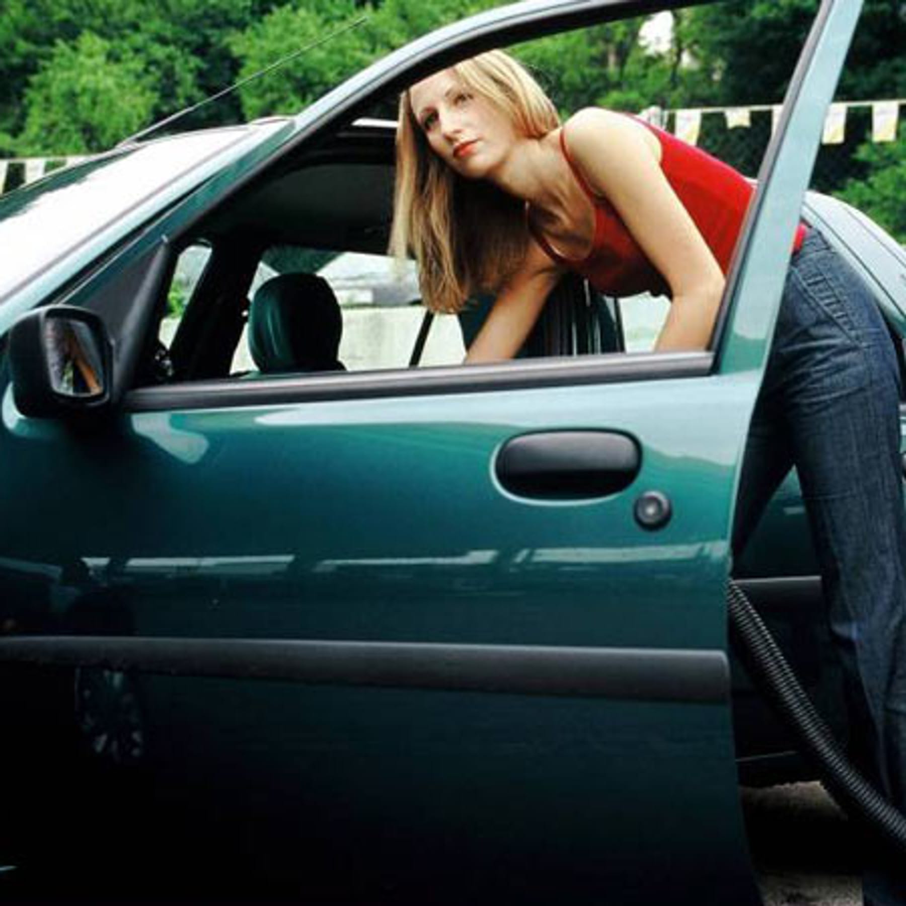 Strenge Regeln bei Auto-Aufkleber: Was erlaubt ist – und was nicht