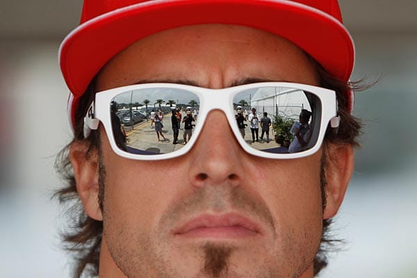 Angespannt ob der Situation im eigenen Team: Ferrari-Pilot Fernando Alonso.