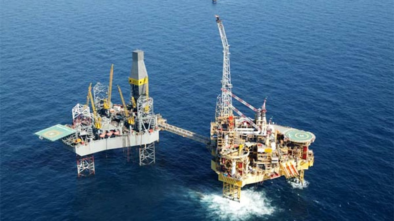 Elgin-Plattform in der Nordsee: Durch in Leck strömt ungehindert Gas aus