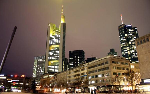Mit fast 260 Metern ist der Commerzbank Tower in Frankfurt das höchste Bürogebäude Deutschlands. (Quelle: Emporis)