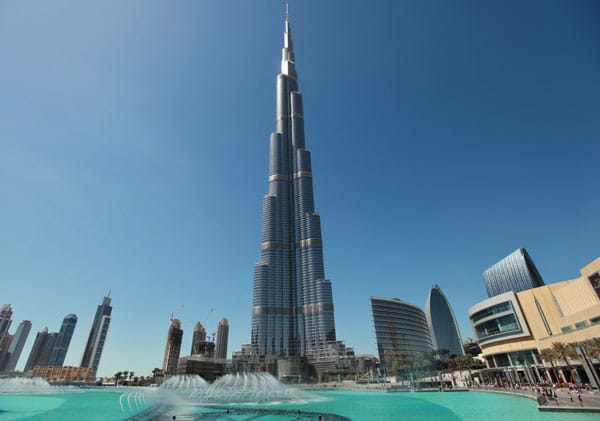 Der höchste Wolkenkratzer der Welt. Der Burj Khalifa in Dubai (Höhe: 828 Meter), ist mehr als dreimal so hoch wie der Commerzbank Tower (259 Meter). (Quelle: Emporis)