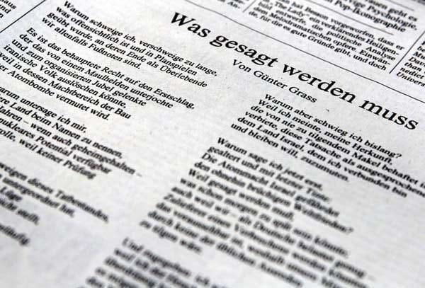 Mit seinem Gedicht "Was gesagt werden muss" sorgt Günter Grass im April 2012 für einen Skandal. In dem Stück übt der Schriftsteller scharfe Kritik an Israel.