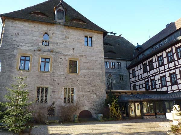 Auf dem zweiten Platz: Im "Hotel Burg Colmberg" erleben die Gäste ein historisches Abenteuer und genießen die fränkische Küche.
