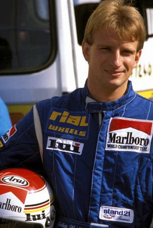 Volker Weidler, geboren am 18. März 1962, versucht sich 1989 legendär erfolglos in seinem Rial in der Formel 1. Zehn Mal scheitert der Heidelberger bereits in der Vor-Qualifikation, erreicht nie das eigentliche Training oder gar das Rennen.