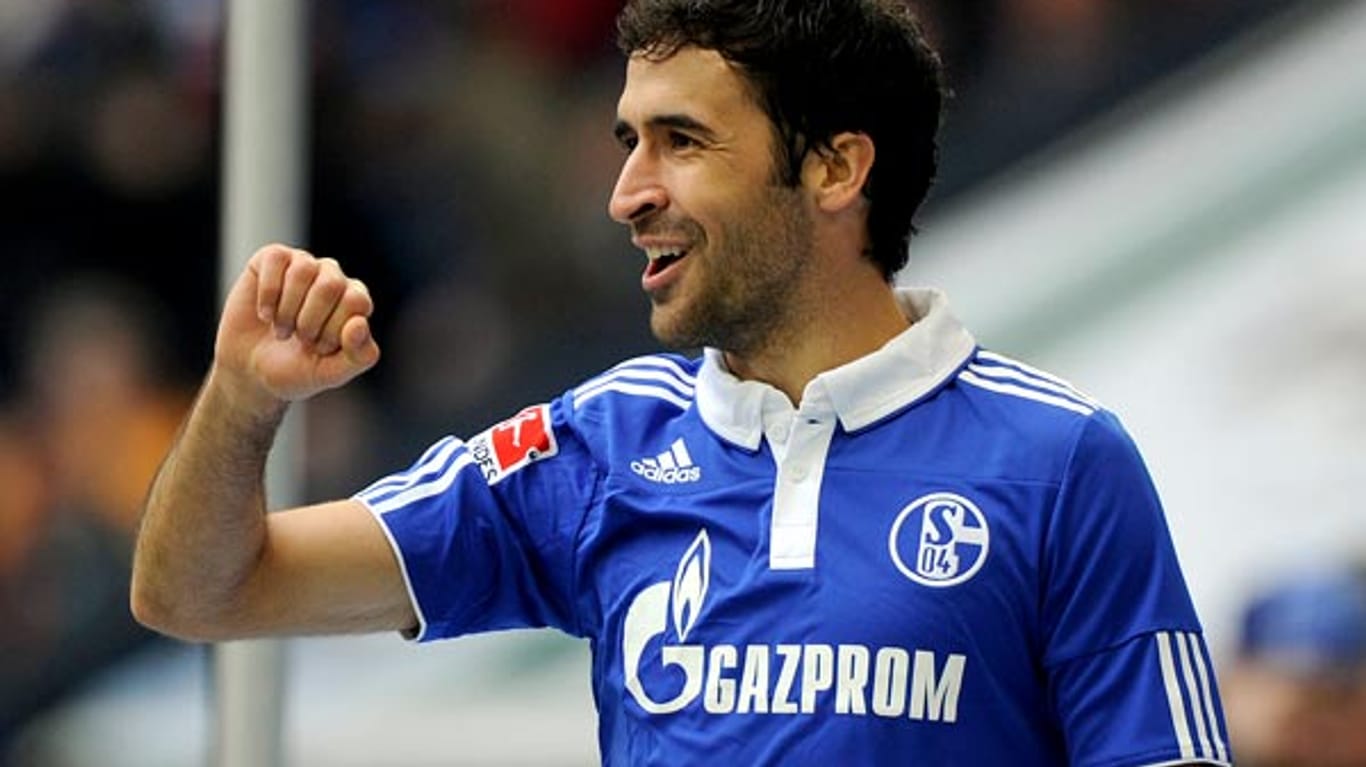 Zweifacher Torschütze gegen Hannover: Schalkes Superstar Raul.