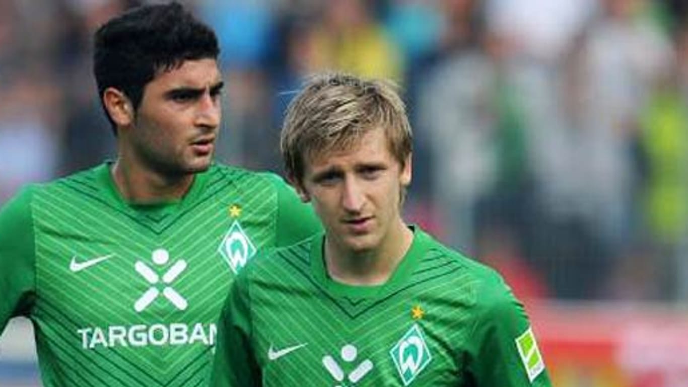 Marko Marin (re.) und Mehmet Ekici stehen sinnbildlich für Werders sportliche Stagnation.